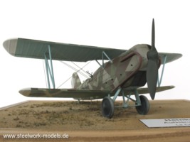 He45